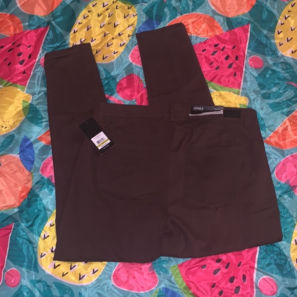 NWT- Jones New York Madison Skinny Pants🌺 - Picture 9 of 10